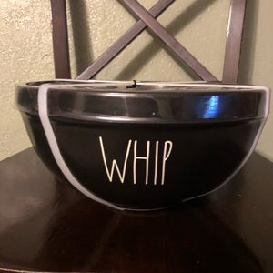 Rae Dunn Mixing Bowl Set